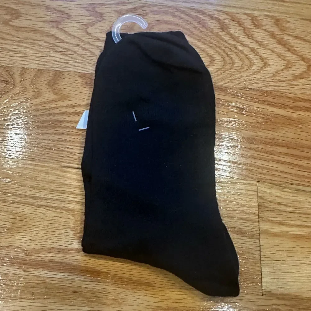 4X Auden Christmas Candy Canes Socks Black